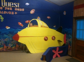 Bert and her yellow submarine